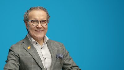 “Sé arrogante con tus sueños, pero humilde con tu camino”